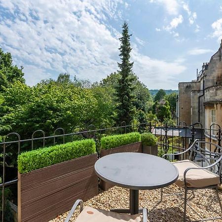 Beautiful Studio With Private Outside Terrace Apartment Bath Bagian luar foto
